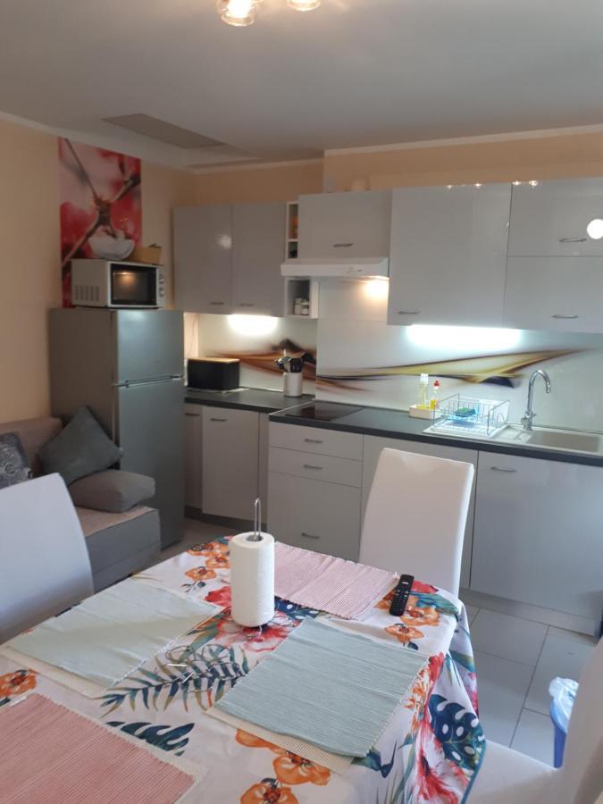 Apartment Lucija Kostrena Exteriör bild